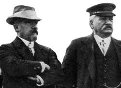 President Poincare and Monsieur Millerand visit the battlefront.