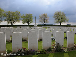 London Cemetery, Longueval